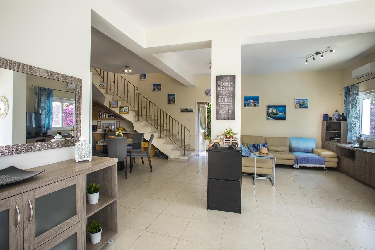 Villa Elias Ayía Nápa Extérieur photo