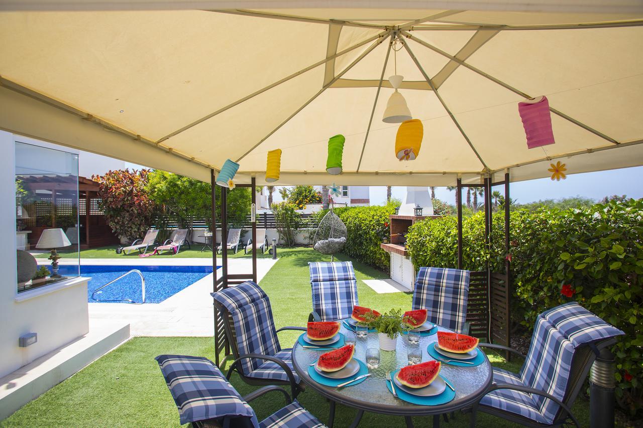 Villa Elias Ayía Nápa Extérieur photo
