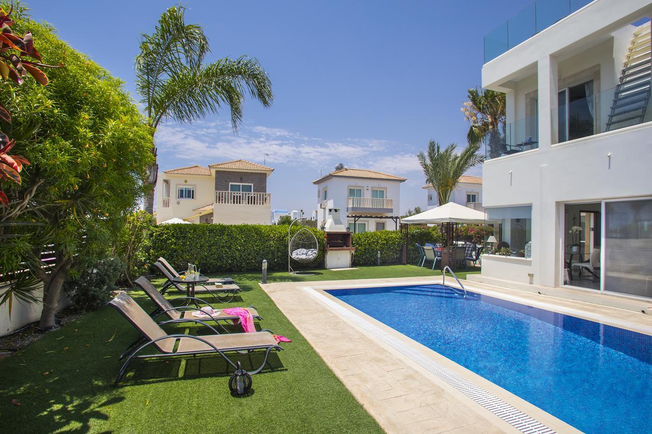 Villa Elias Ayía Nápa Extérieur photo