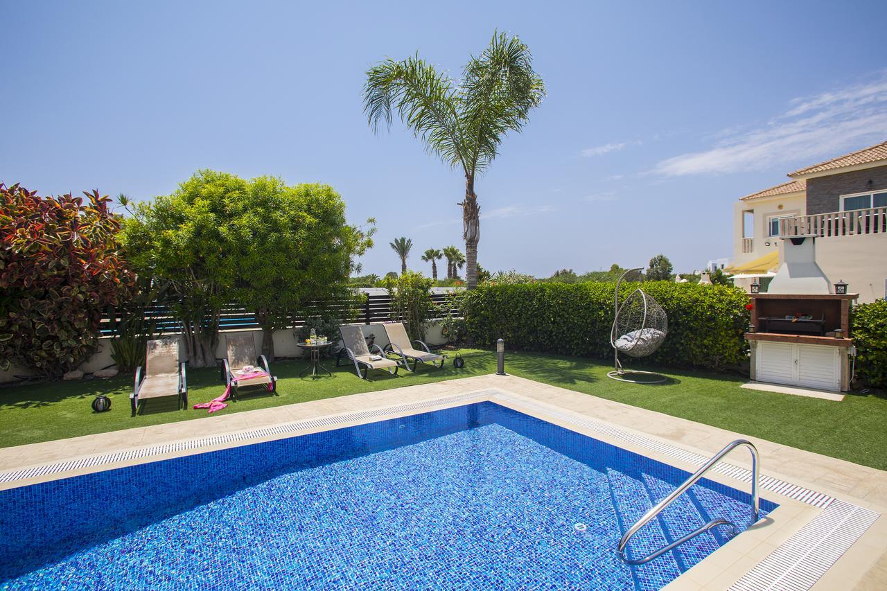 Villa Elias Ayía Nápa Extérieur photo