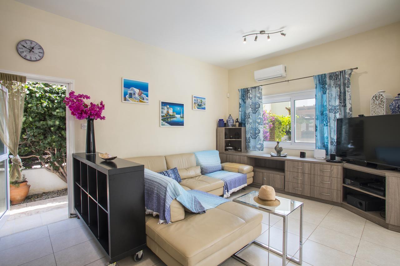 Villa Elias Ayía Nápa Extérieur photo